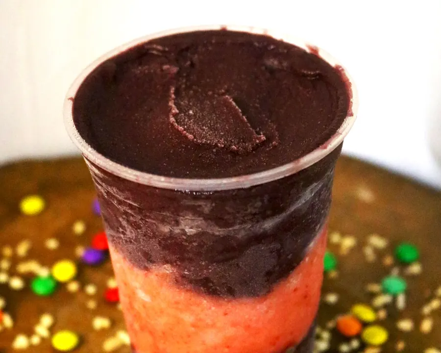 Avareza: açaí e creme
